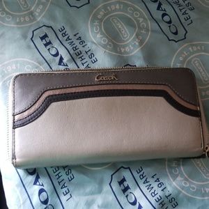 Coach leather wallet accordion style